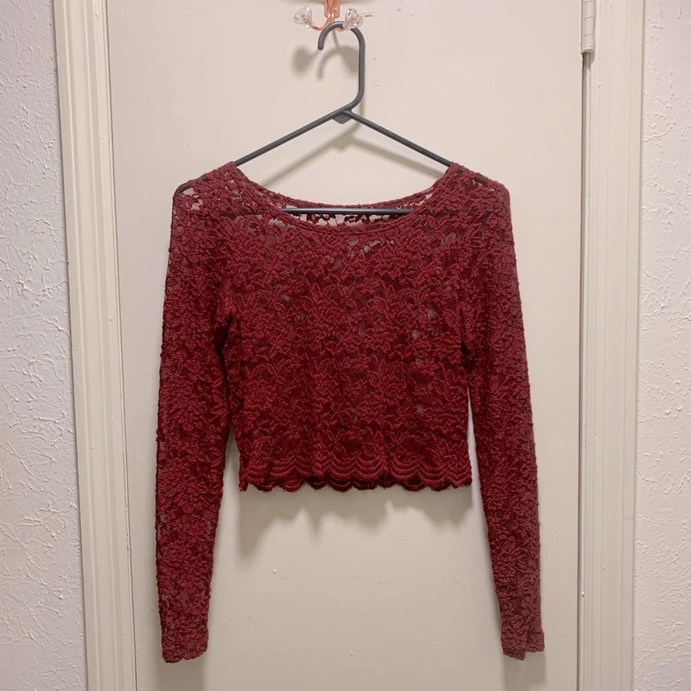 floral lace long sleeve crop top / red
